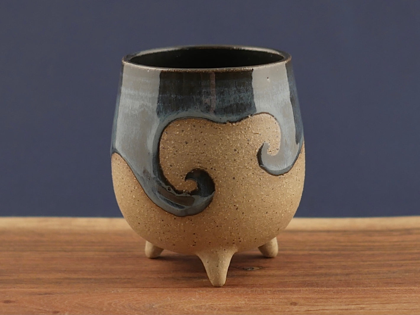 Handmade Tripod Pottery Cup - Ocean Wave