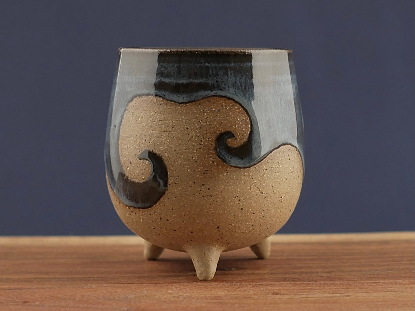 Handmade Tripod Pottery Cup - Ocean Wave
