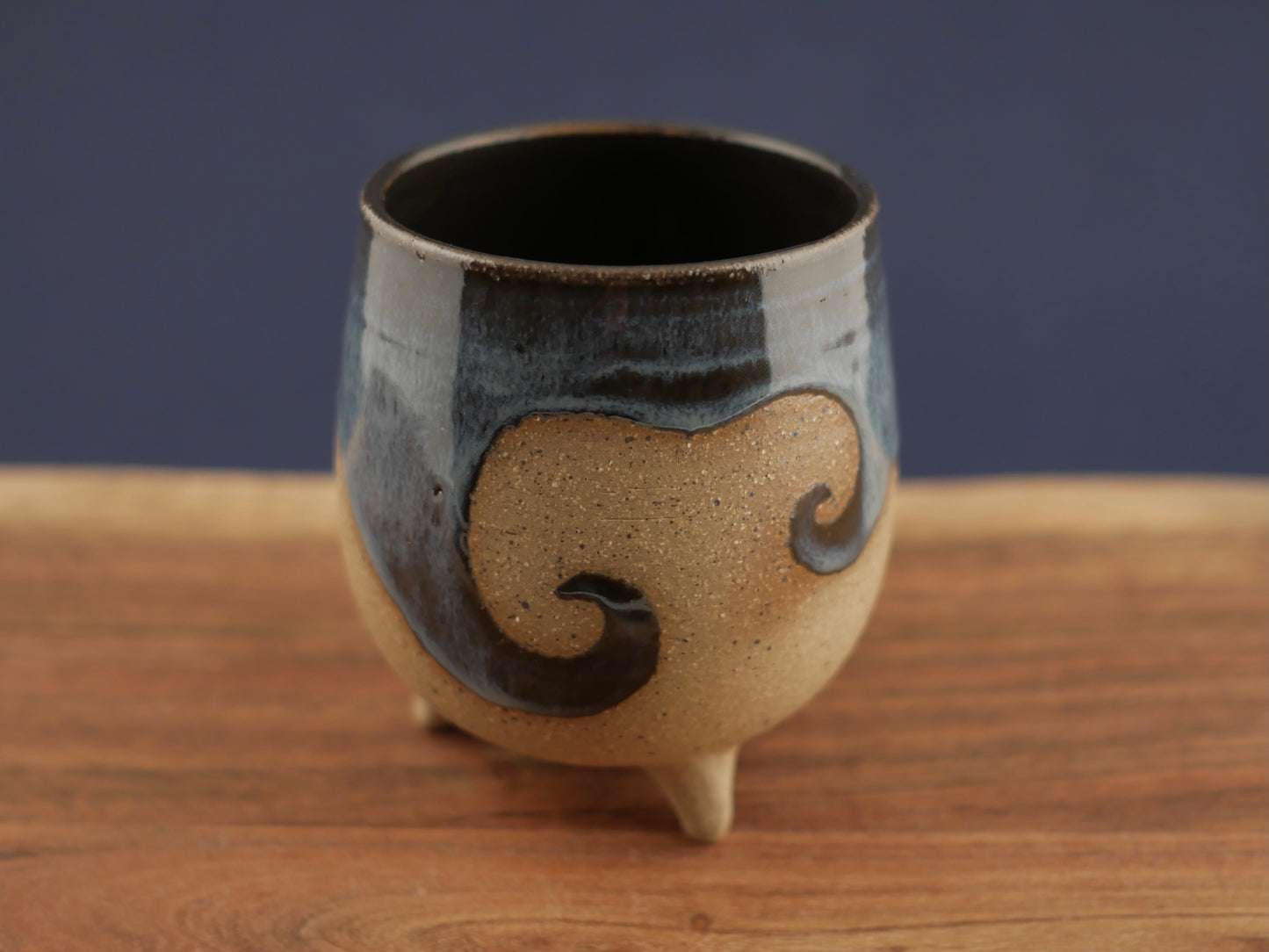 Handmade Tripod Pottery Cup - Ocean Wave